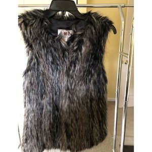 AMI Faux Fur Vest multi color Brown/Tan/Black